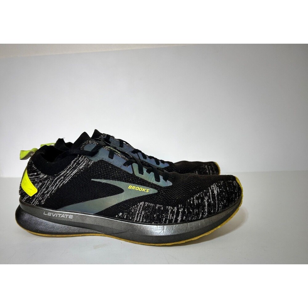 Brooks Levitate‎ 4 Mens size 10.5 EU 44.5 Running Shoes Black Neon
